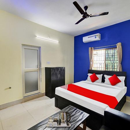 Oyo Flagship 81058 Royal Regalia Hotel Bhubaneswar Exterior foto