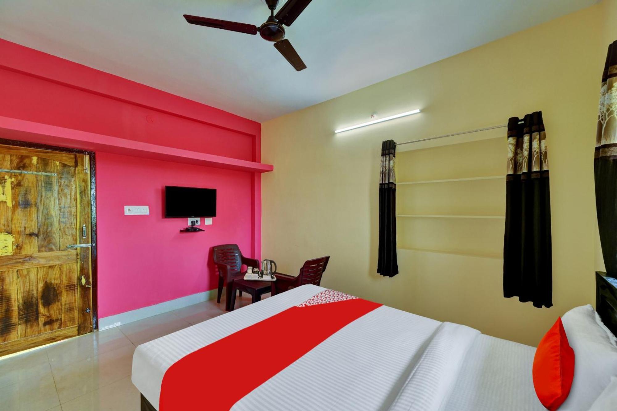 Oyo Flagship 81058 Royal Regalia Hotel Bhubaneswar Exterior foto